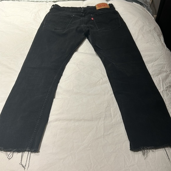 Levi Jeans - Picture 3 of 4
